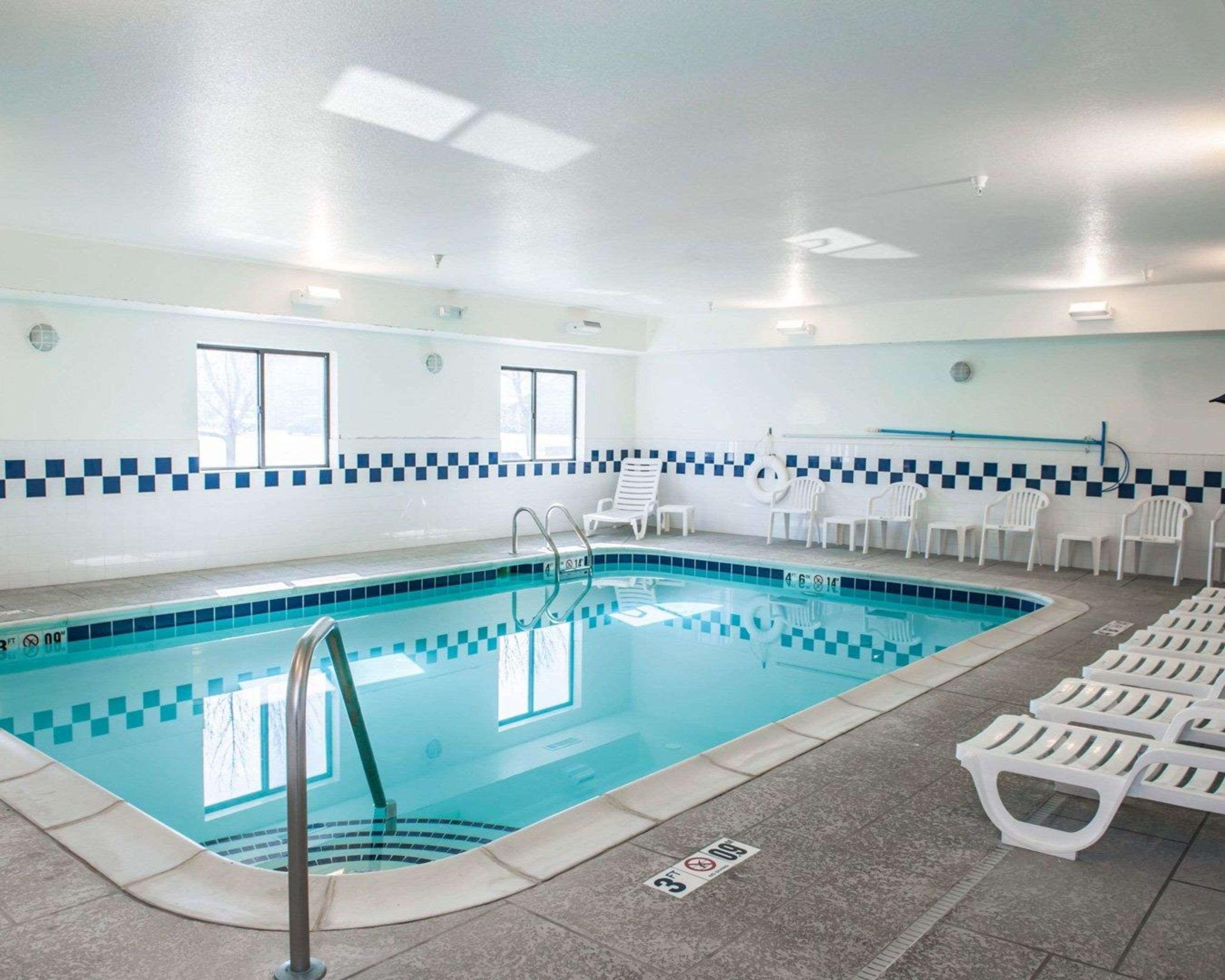 Comfort Inn & Suites Muncie Luaran gambar